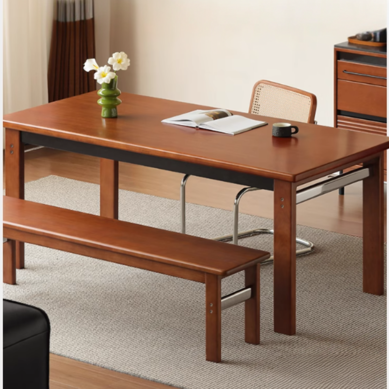 Poplar Solid Wood Bauhaus Retro Antique Style Dining Table