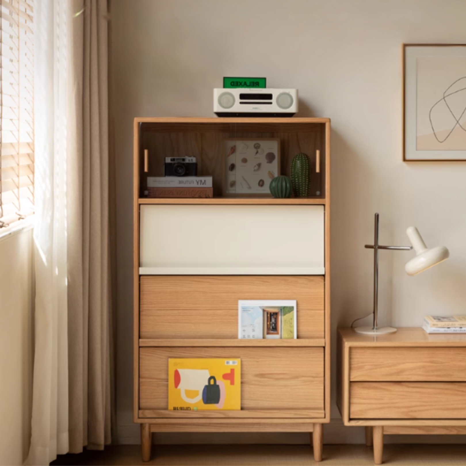 Oak Solid Wood Flip Door Modern Side Cabinet