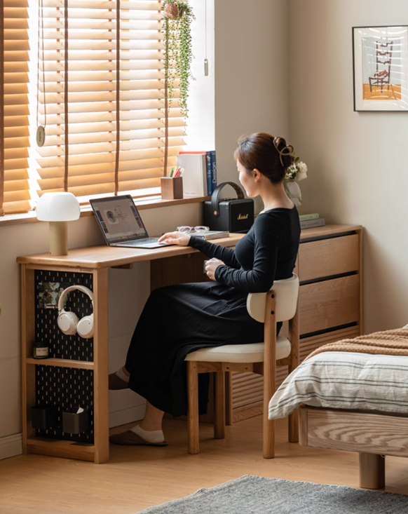 Ash Solid Wood Modern Multi-function Dressing Table