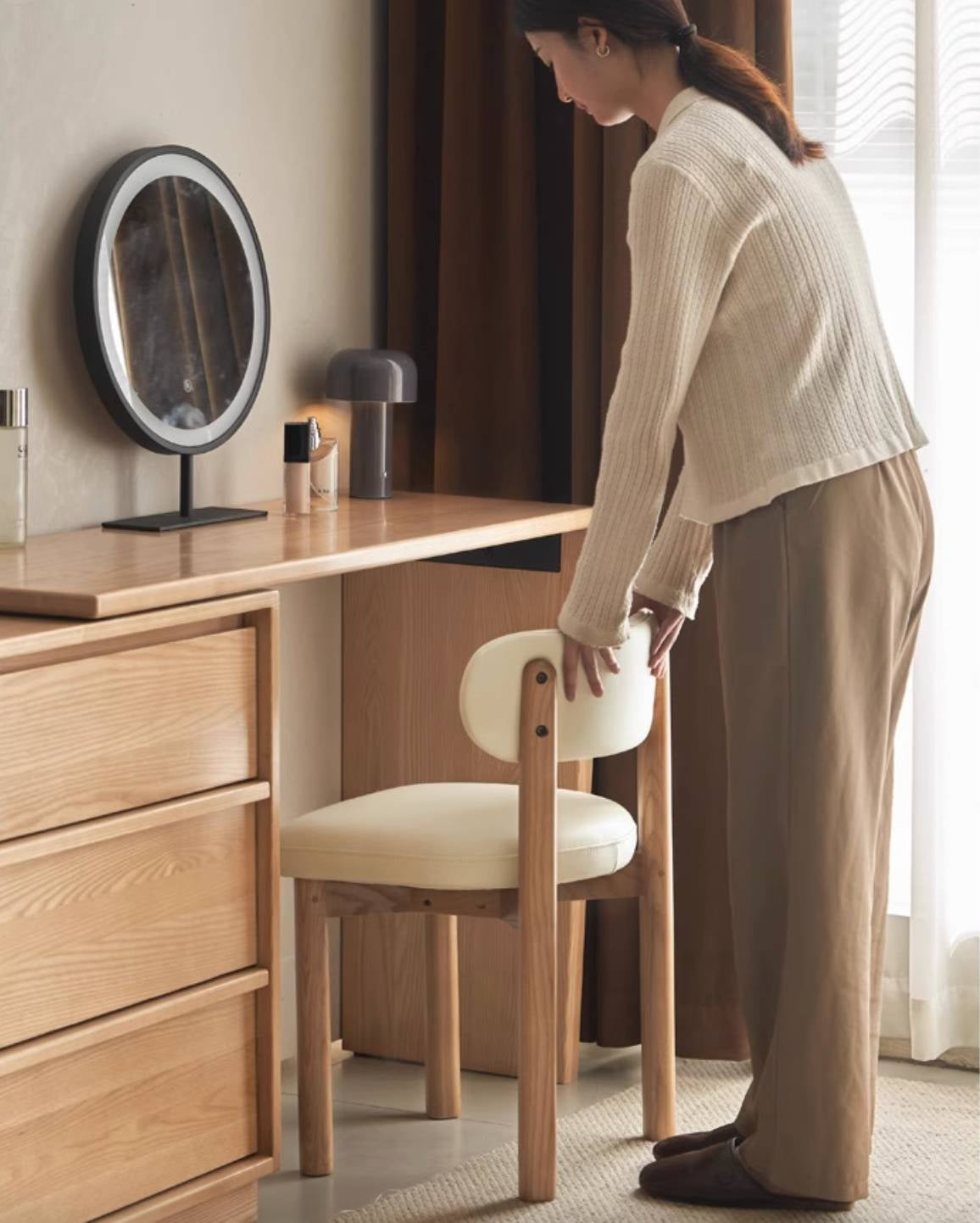 Ash Solid Wood Modern Makeup Stool