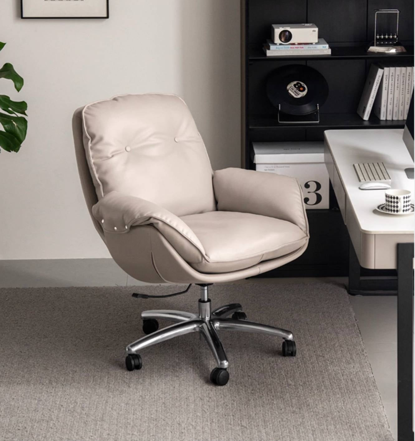 Leather Leisure Rotating Office Armchair