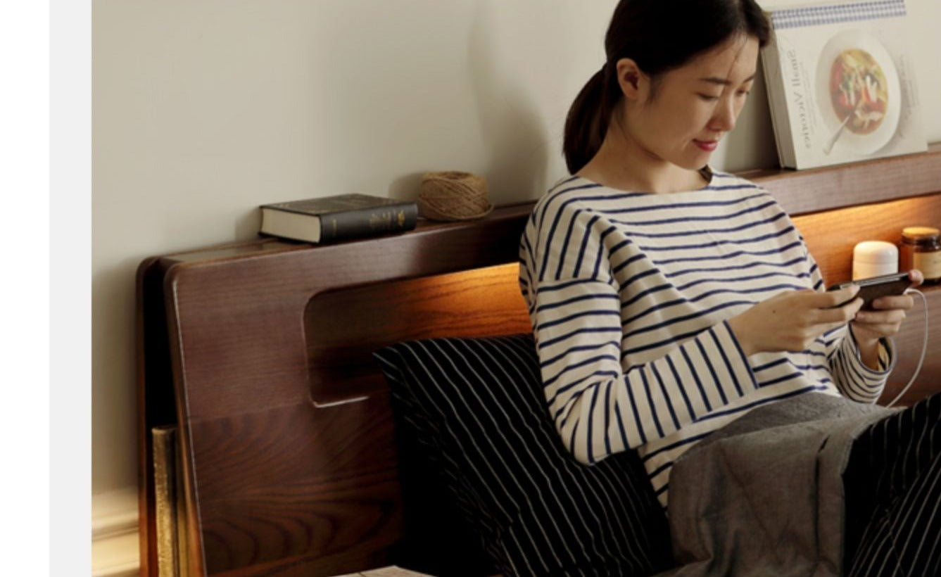 Oak solid wood bed with light walnut-color-USA