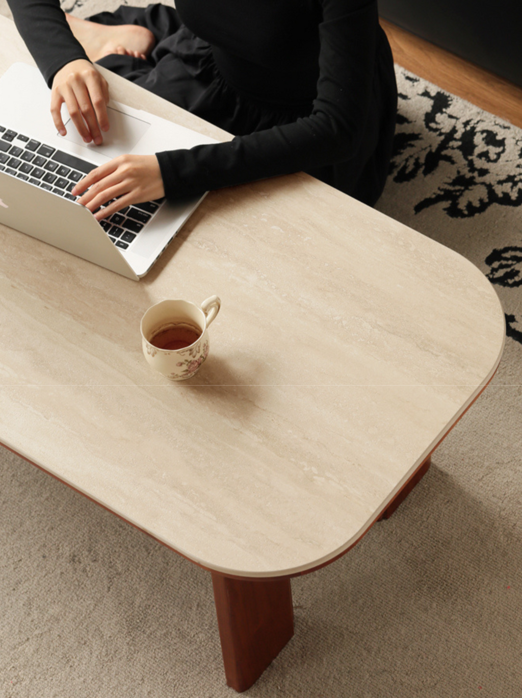 Tulip Solid Wood French Retro Rock Plate Coffee Table.