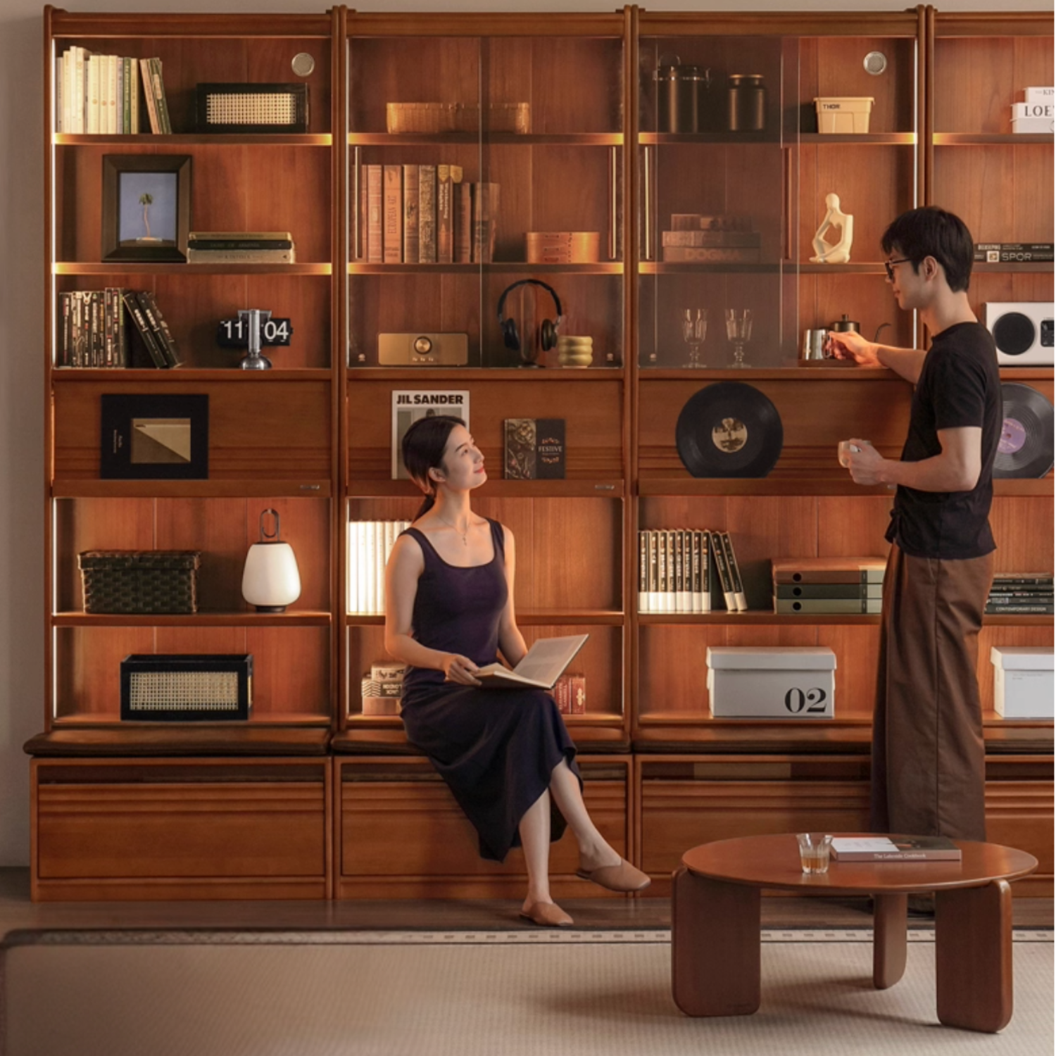 Poplar Solid Wood Antique Style Bookshelf Combination