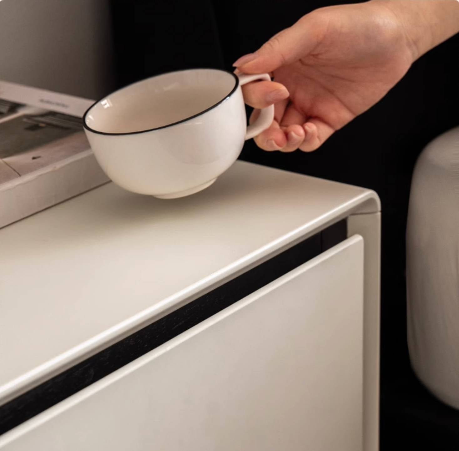 Solid Rubberwood Modern Style Nightstand