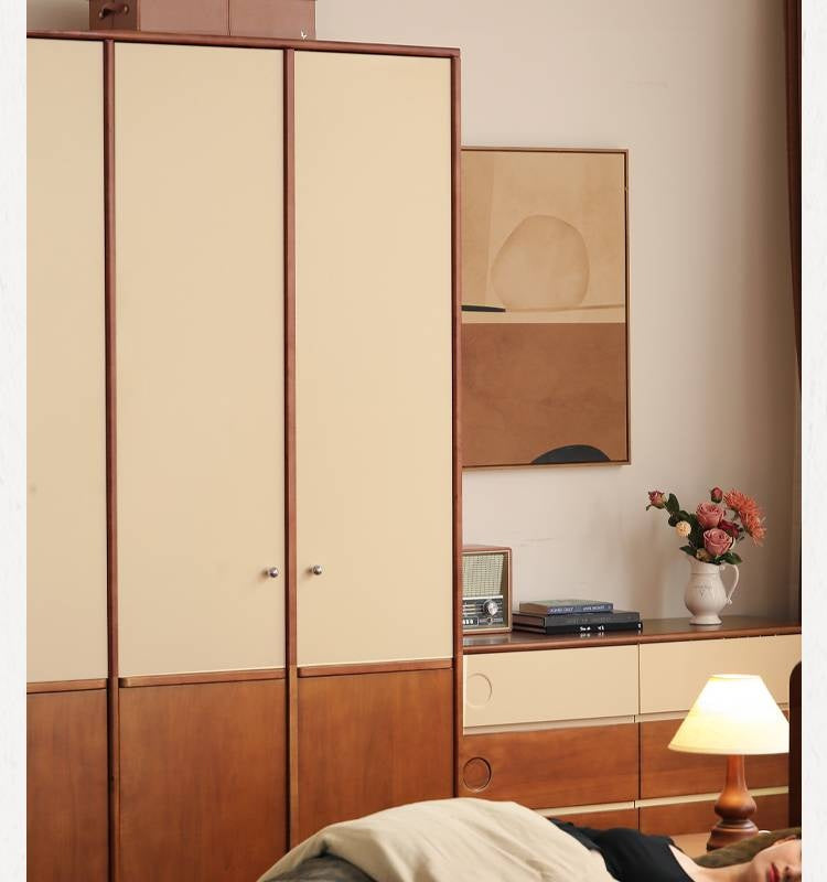 Oak Solid Wood Antique Style Wardrobe.