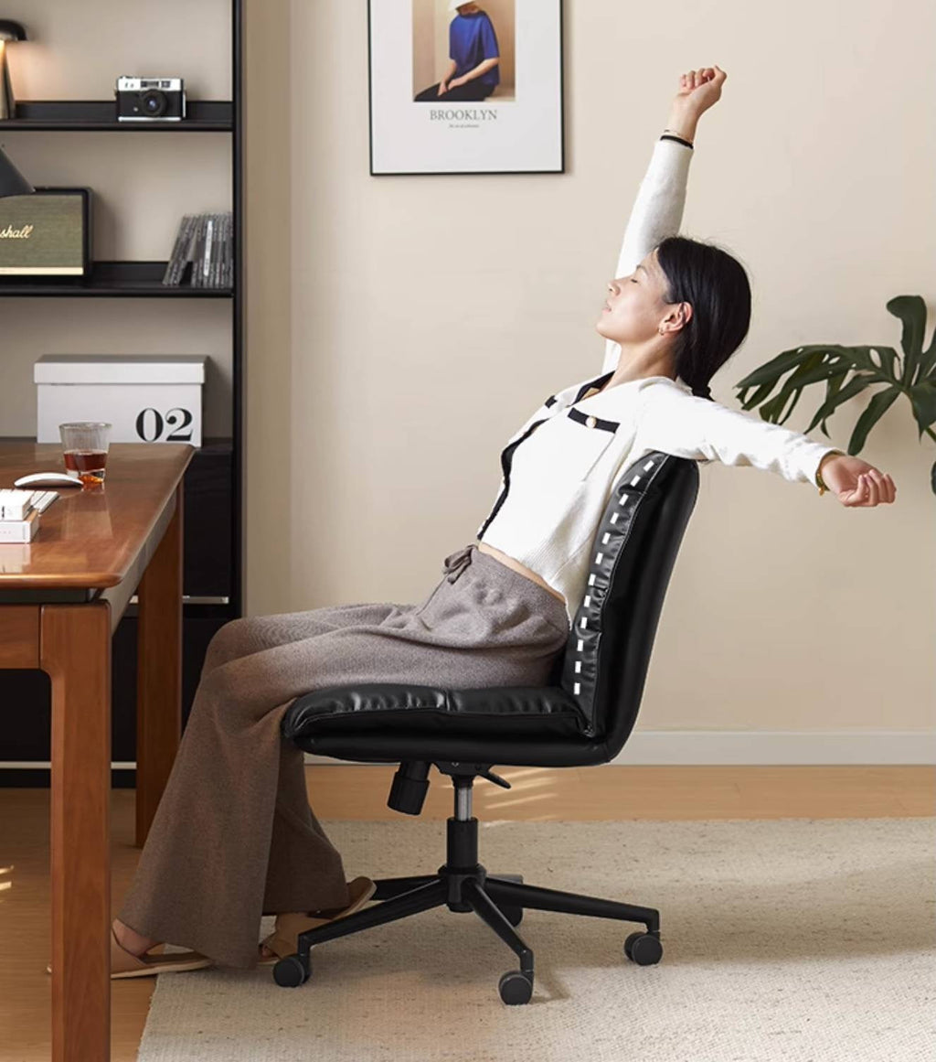 Leather Modern Simple Rotating Office Chair